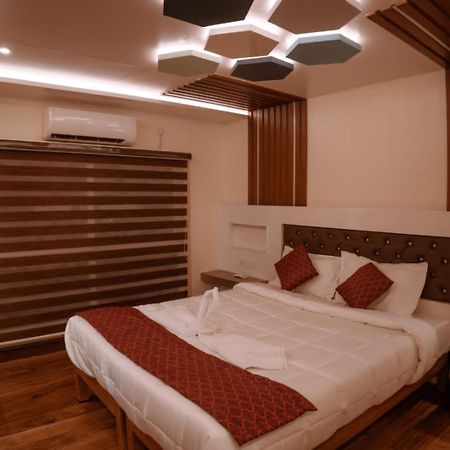 Victoria Houseboats Hotel Alappuzha Kültér fotó