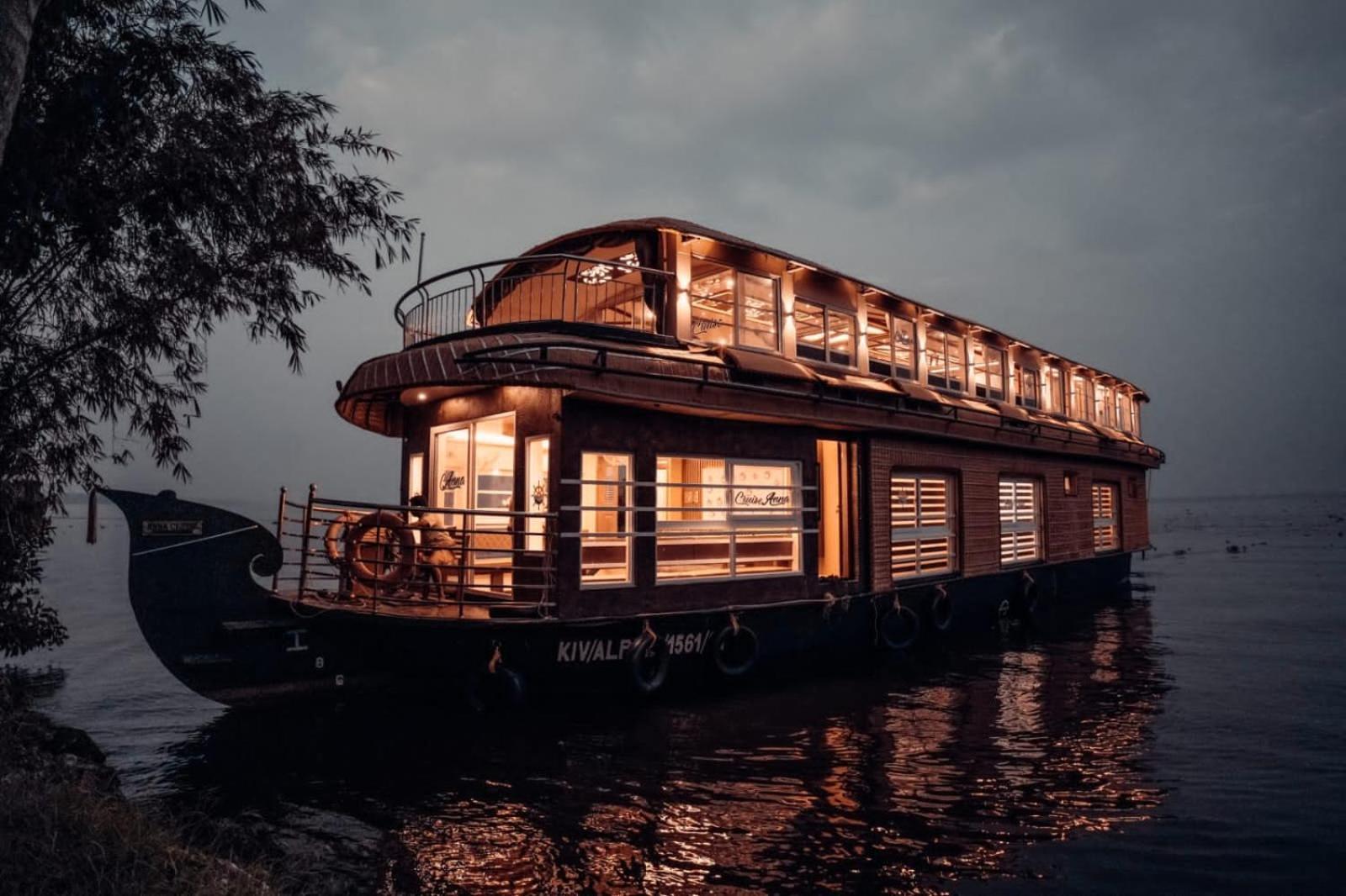 Victoria Houseboats Hotel Alappuzha Kültér fotó