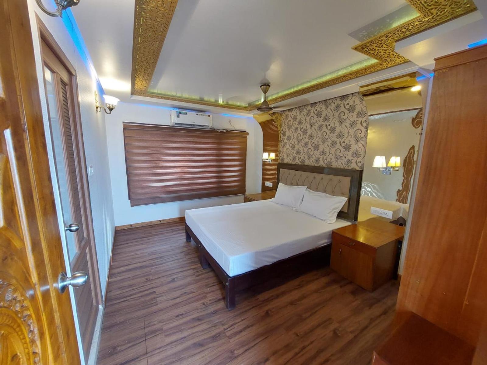 Victoria Houseboats Hotel Alappuzha Kültér fotó